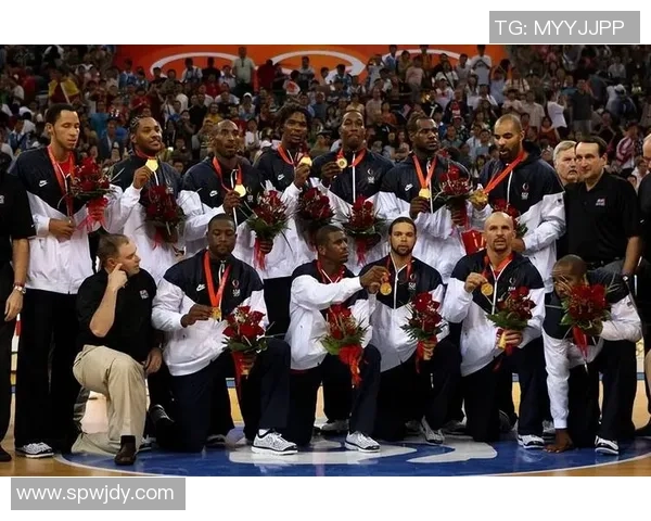 2008年北京奥运会美国男篮与希腊队激战回顾与精彩瞬间分析