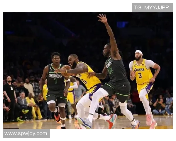 2019年1月7日森林狼与湖人激战回顾精彩瞬间与球员表现分析